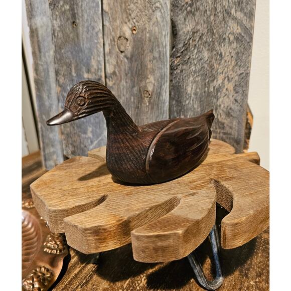 Rustic Wooden Duck Decoy Statue - Vintage Hand Carved Figurine 6x3 - Picture 1 of 10